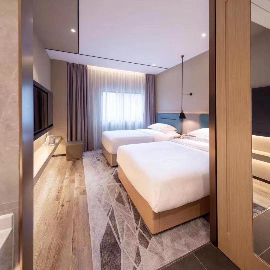 Chaoman Hotel -Guangzhou Shijing City Plaza Xiaoping Subway Station Exterior photo